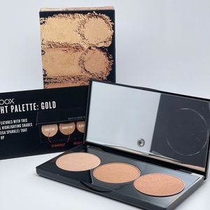 Buy 1 Smashbox Spotlight Palette get 2